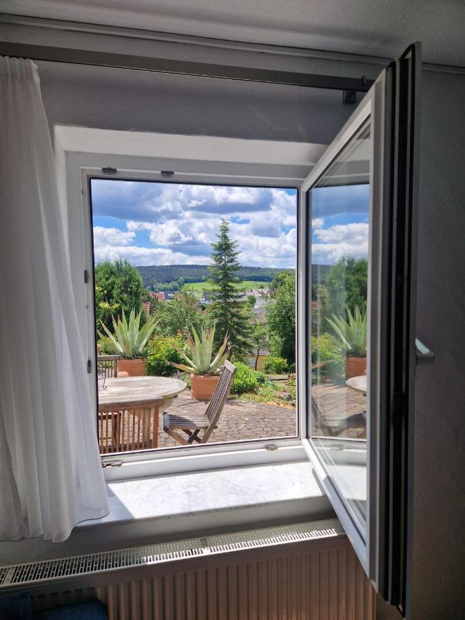 פולדה Ferienwohnung Am Sonnigen Haimberg מראה חיצוני תמונה